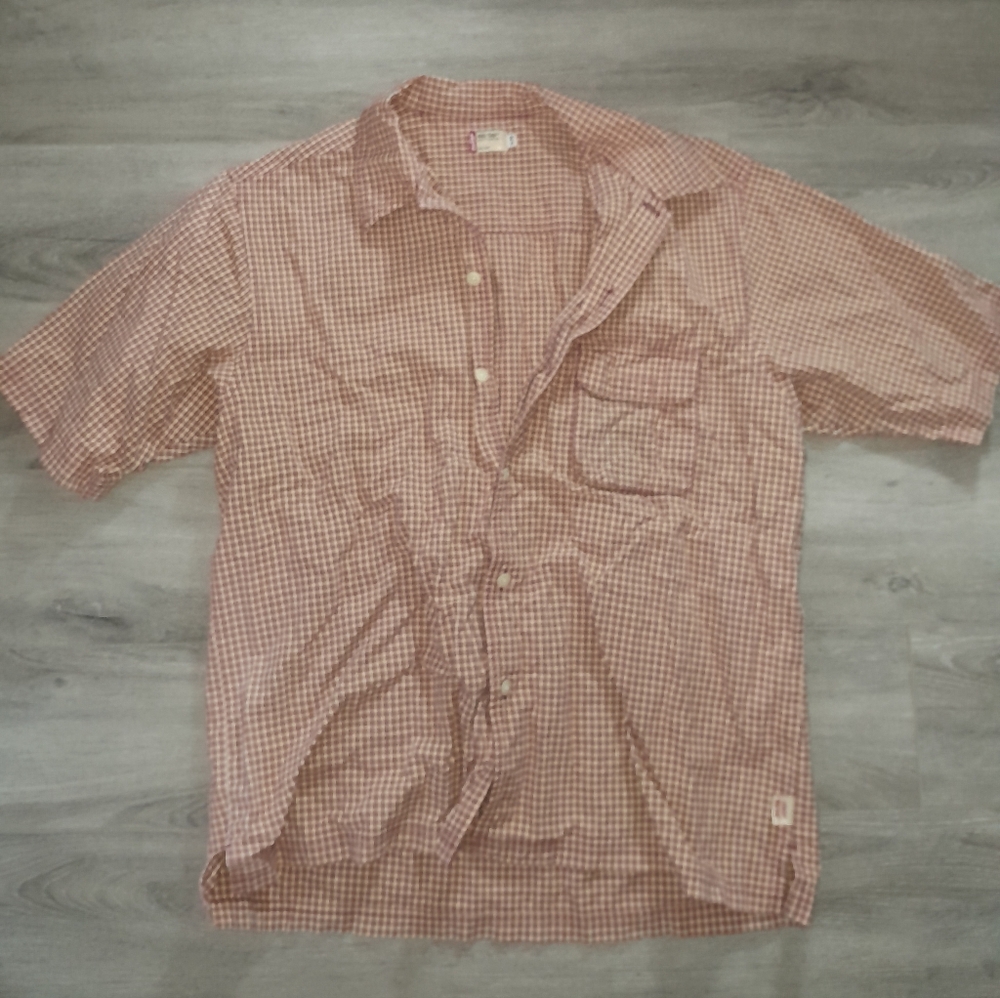 Levi's Men's Red Checkered Casual Shirt
